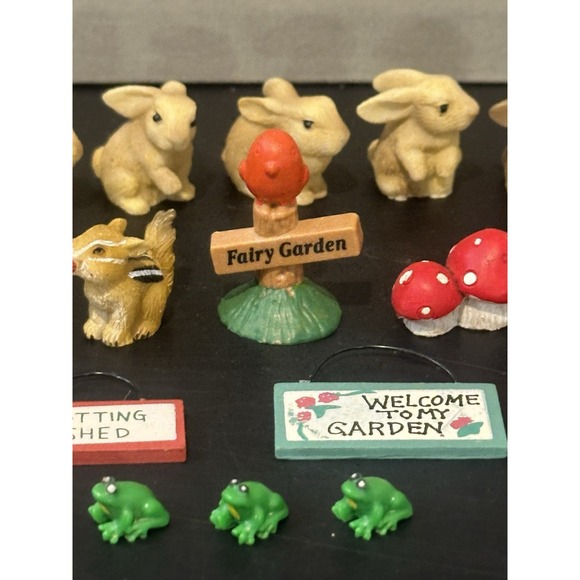 Vintage Miniature Bunny & Frog Accessories - Picture 4 of 6